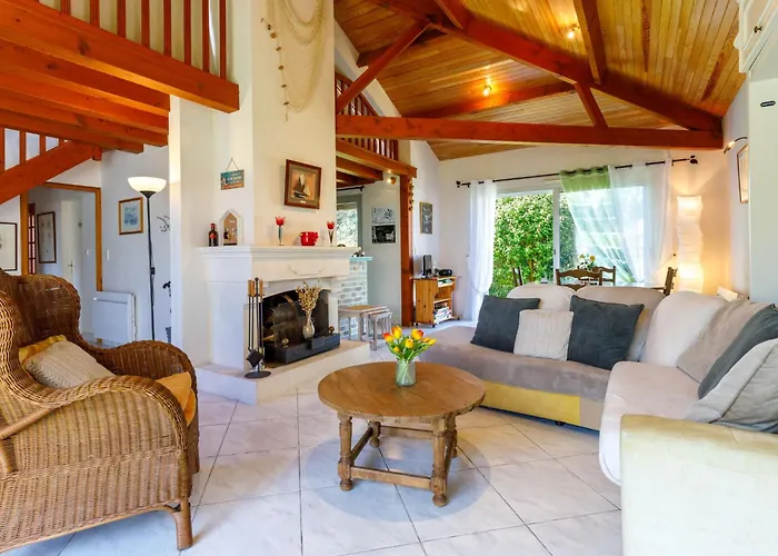 L'oiseau Bleu By Interhome * La Plaine-sur-Mer